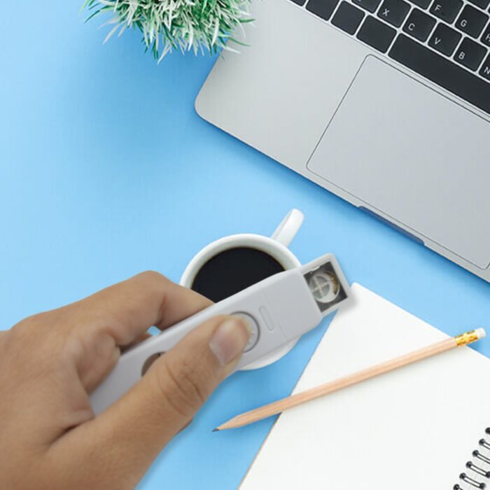 Stylish Electric USB Lighter for Men & Women, Regular Cigarettes Portable USB Rechargeable Flameless, Coil Slim Cigarette Lighter with Charging Cable, Windproof E lighter, Lighter for Smoking (1 Pc ) - Image 3