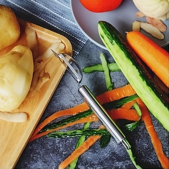 Kitchen Vegetable Peeler, Fruit Peeler, Ergonomic Handle Safe and Easy to Use for Potatoes,Apples,Pears Tomatoes,Carrots,Cucumbers Kitchen Accessory, Kitchen Gadgets (1 Pc) - Image 3