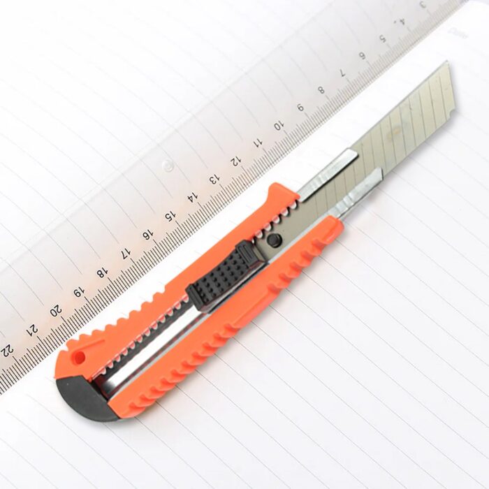 Multi-Use Iron Cutter, Cutting Blade and Precision Knife Blade, Utility Knife - Heavy Duty Industrial Cutter Knife (18mm) - Image 3