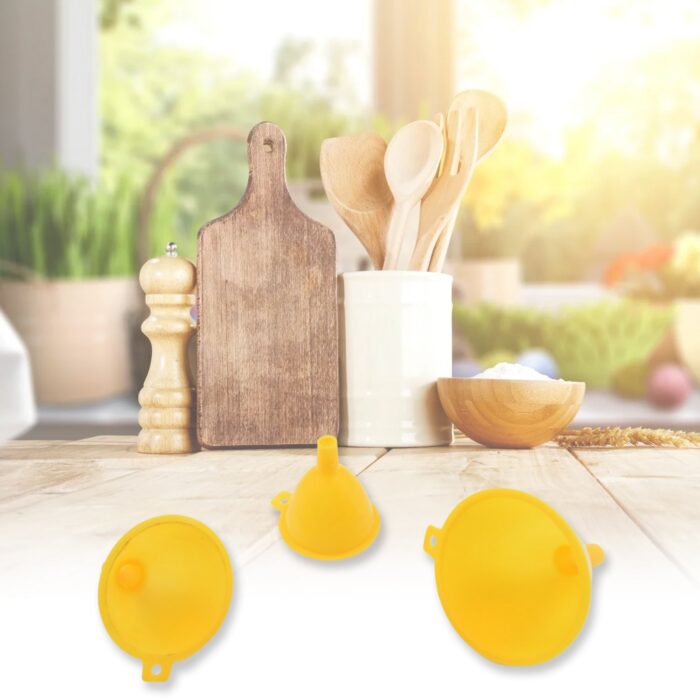 Multipurpose Funnel 3 Size Small , Medium & Big Plastic Funnel For kitchen and laboratory Use (3 Pc Set) - Image 4