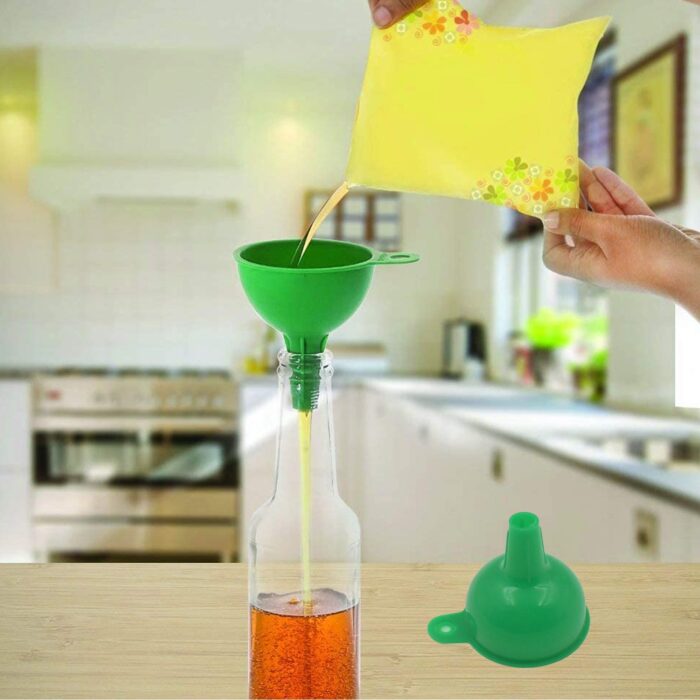Silicone Funnel For Pouring Oil, Sauce, Water, Juice And Small Food-Grains (1 Pc Green) - Image 3