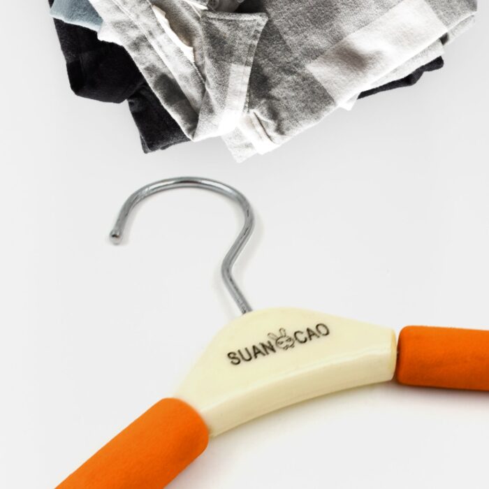 Solid Sponge Hanger Non-Slip Hanger (B Grade / 1 Pc) - Image 6