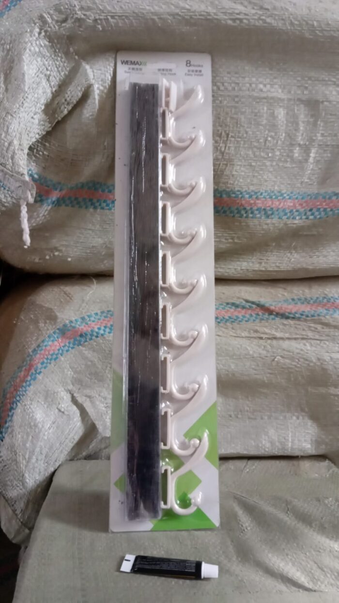 CLOTH HANGER, WALL DOOR HOOKS RAIL FOR HANGING CLOTHES FOR HANGING HOOK RACK RAIL, EXTRA LONG COAT HANGER WALL MOUNT FOR CLOTHES, JACKET, HATS, 8 HOOK WITH ECO-FRIENDLY LIQUID ADHESIVE GLUE - Image 7