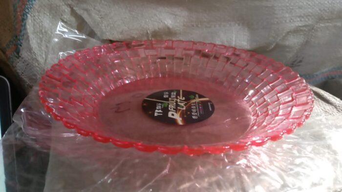 Round Plastic Dinner Plate  / Tray / Snacks / Breakfast Plate friendly Plastic Plate for Kids Party Supplies Birthday Holiday Party Dinnerware Supplies (1 Pc) - Image 7