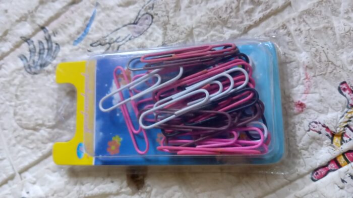 MultiPurpose Assorted Color Coated Paper Clips, Assorted Sizes, Durable & Rustproof, Colored Paper Clips for Paperwork, DIY Work, classify Documents, Bookmark, Snacks Bag Clips, Suitable for Home, School, Office (Approx 28 Pcs) - Image 11