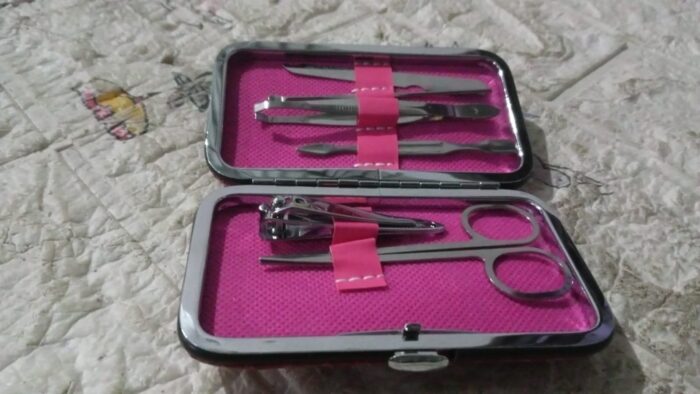 Nail Clipper Kit Fingernail Clipper, Manicure Set, Stainless Steel Nail Cutter Set ,Manicure Tool, Nail Clippers Care Tools with Lightweight and Beautiful Travel Case (6 Pc Set) - Image 7