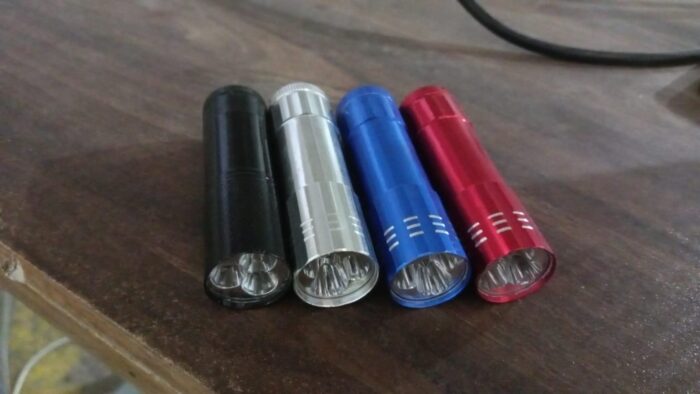 Portable Mini Torch, Super-Bright Mini 3 LED Bulb Pocket Torches - Torch Flashlight for Camping, Hiking, DIY, Travelling, Outdoors and More 3 Battery operated (Battery not included / 1 pc / Mix Color ) - Image 7