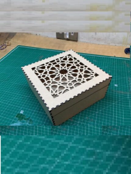 Decorative Laser Cut Wooden Storage Box with Intricate Lid Design for Home Organization and Gifting